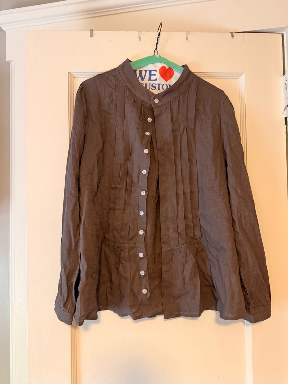 Brown Button-Front Pleated Long-Sleeve Blouse